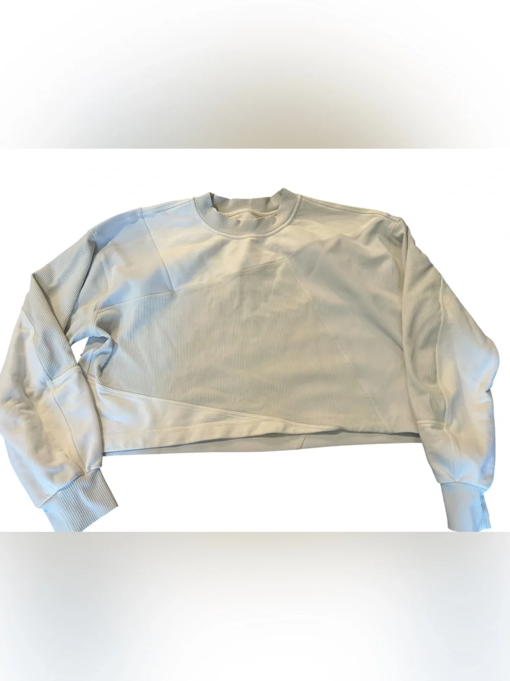 Lululemon perfectly oversized crew neck cropped size 6